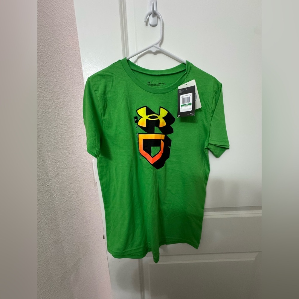 Under Armour Kids Green Short Sleeve Tee with Shield Logo